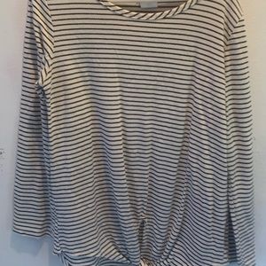 girls long sleeve slightly used very good quality